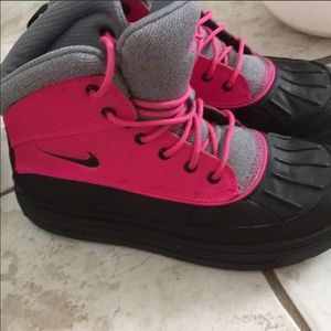 Pink GSG WODSIDE CHK II, JRDN HI